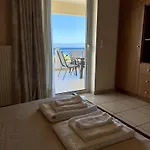 The Theologos Tatil Evi *